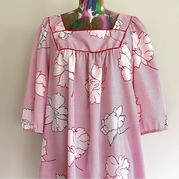 🍷VINTAGE 70s Tom Bezduda for Barad & Co Caftan House Dress - Picture 3 of 8